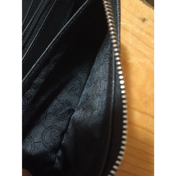 MK wallet - Picture 8 of 12